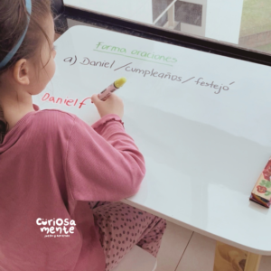 Mesa Infantil Pizarra c/ 1 silla (+6 años)